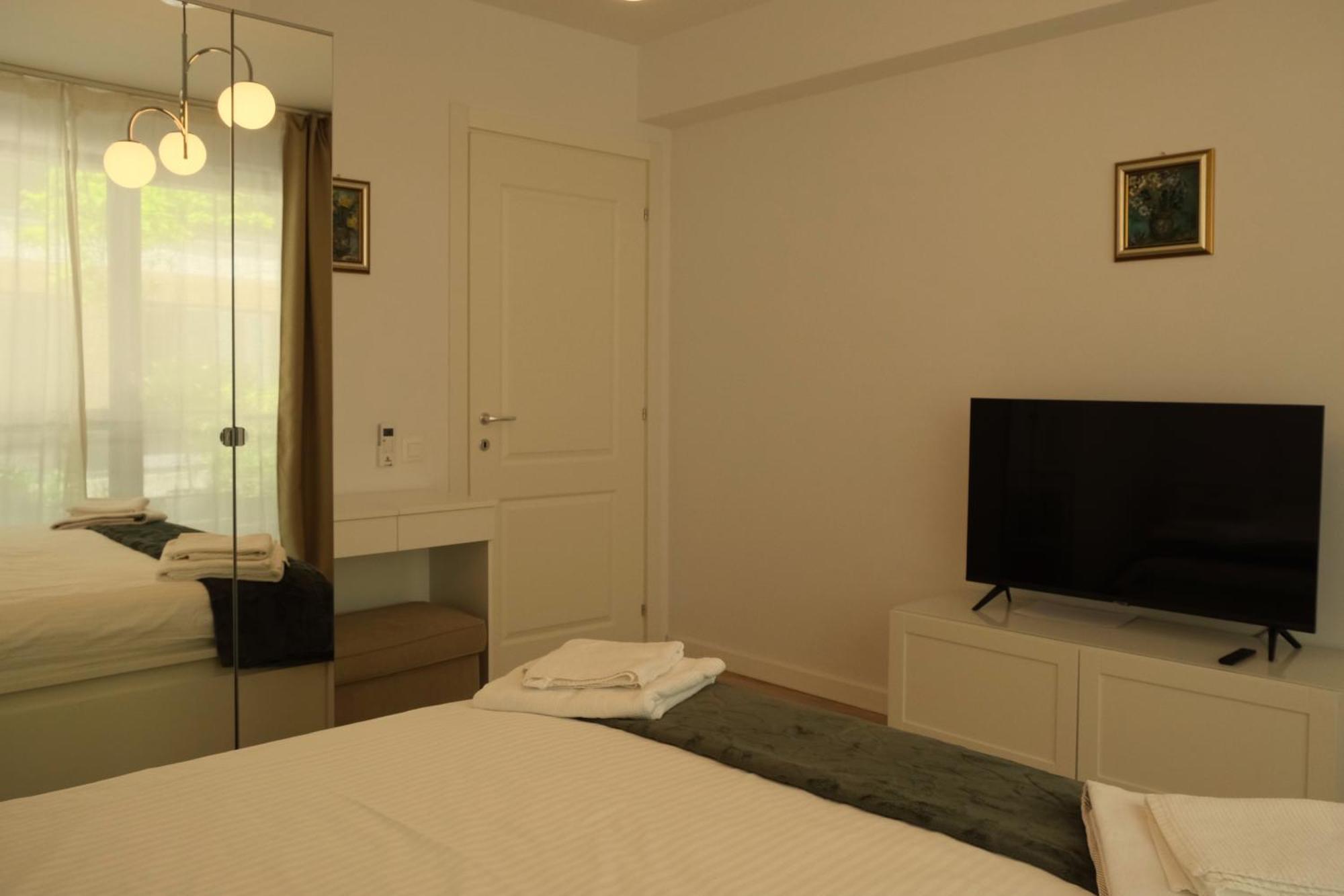 Bucharest Booking Apartments-Self Check-In Exteriör bild